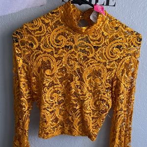 Size small crop top